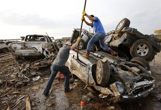 Gallery: 8 powerful images from the deadly tornado to hit Moore, Oklahoma - image