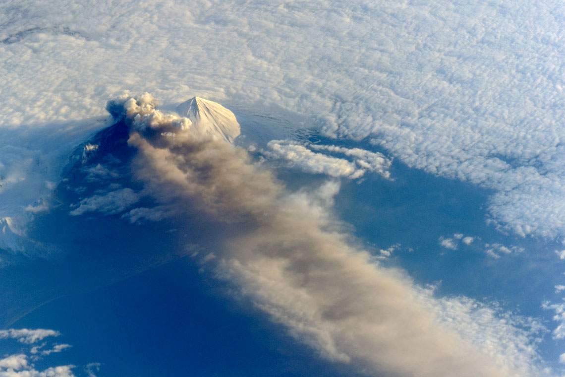 Gallery: Volcanic ash seen from the space station - image