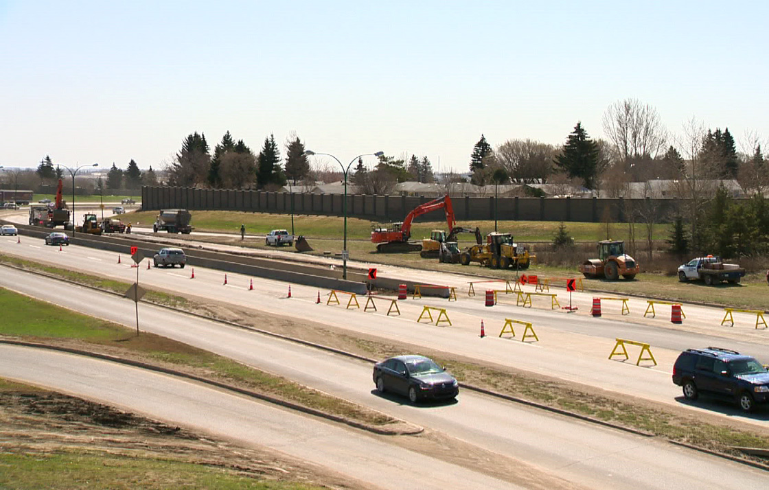 Major traffic restriction on Circle Drive ends early thanks to cooperative weather.