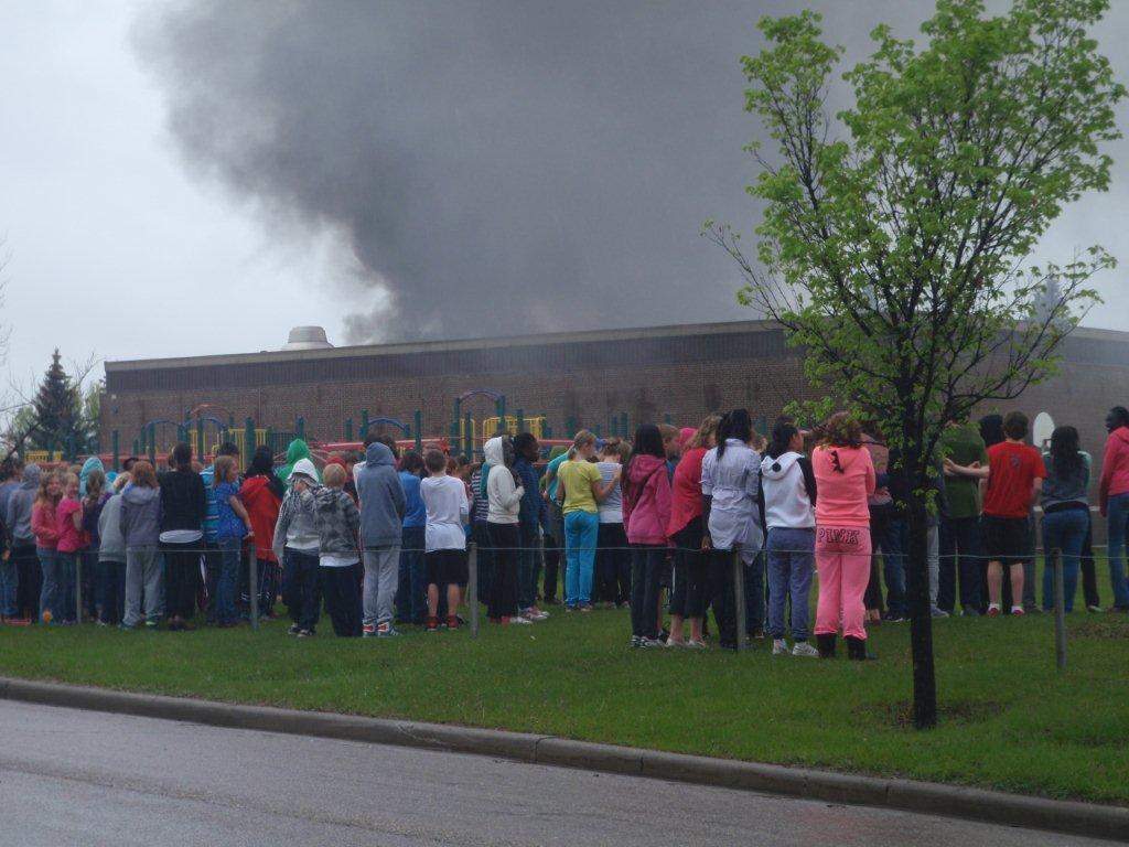 Southwest school evacuated after fire breaks out in bus - Calgary ...