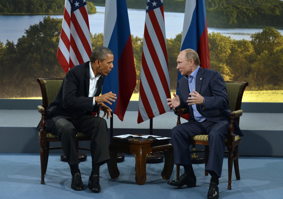 U.S. President Barack Obama (L) holds a bilateral meeting with Russian President Vladimir Putin during the G8 summit at the Lough Erne resort near Enniskillen in Northern Ireland during the G8 Summit  June 17, 2013. 