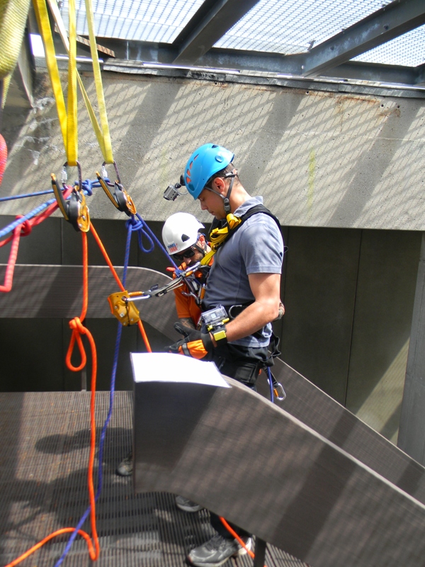 antony robart rappelling wall city hall rope for hope