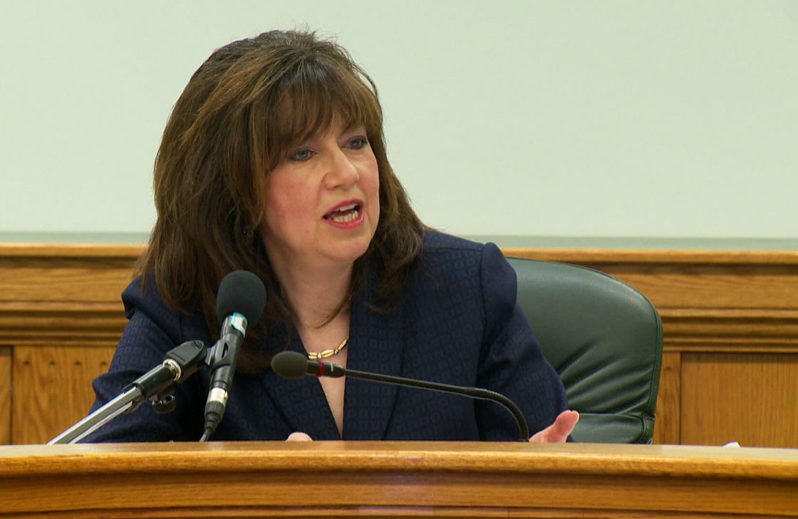 Saskatchewan auditor Bonnie Lysyk resigns to become auditor general of Ontario.
