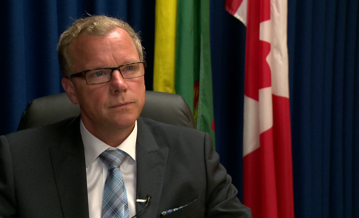 Saskatchewan Premier Brad Wall says he isn't interested in the race to become the next leader of the federal Conservative party.