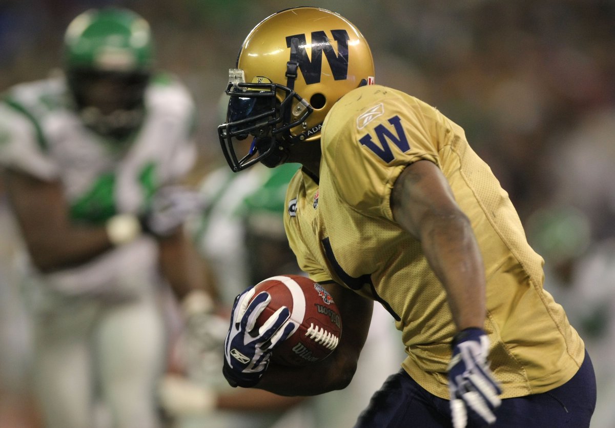 Charles Roberts has been named to the Winnipeg Blue Bombers Hall of Fame.