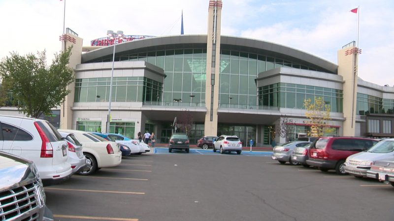 Полицията в Калгари повдигна обвинения срещу 37 годишен мъж след две