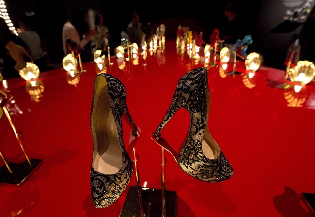 Is it rude to ask guests to take their shoes off? - image