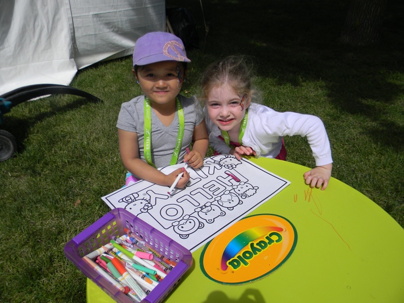 kids colouring Global Toronto tent JDRF Walk