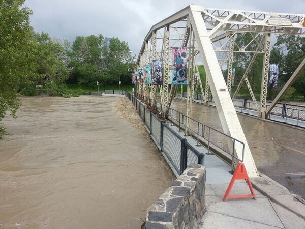 The 9th Avenue bridge during the flood.