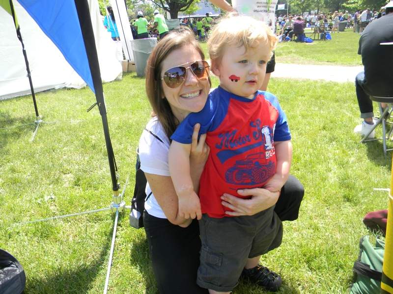 Global Toronto tent JDRF Walk boy face painting colouring