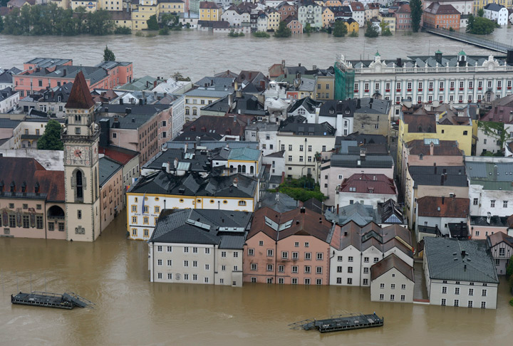 Gallery: Torrential rain and heavy flooding hit central Europe - image