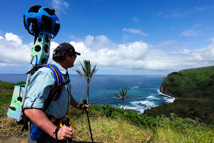 Google's Rob Pacheco treks the uneven terrain and rocky beaches of Pololū Valley.