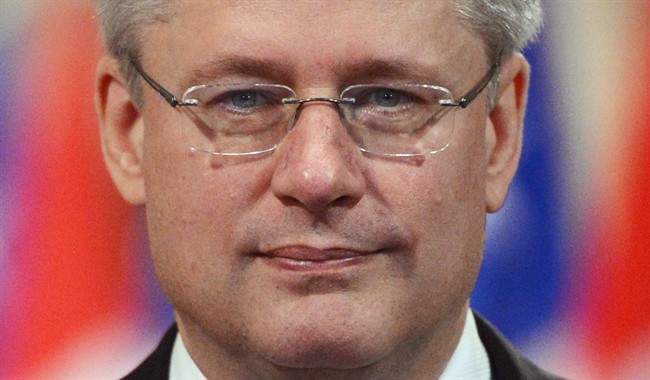 Messages sent from the prime minister's Twitter account are drawing attention to how Stephen Harper is using the social media service.