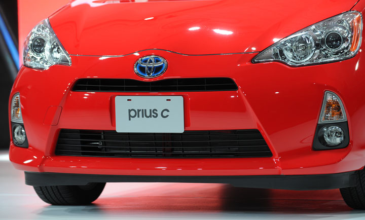 The recall applies to about 233,000 Prius vehicles made between March and October 2009 and about 9,000 Lexus HS250h models made between June and October 2009.