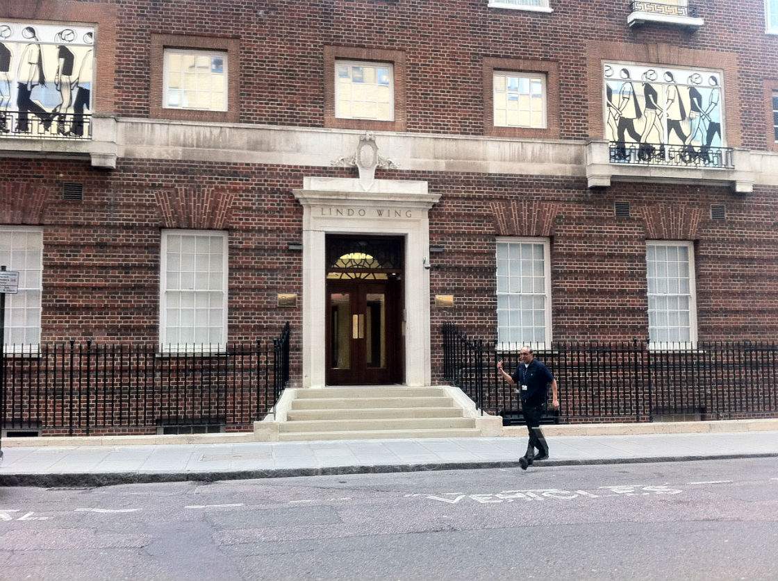 The Lindo Wing of St. Mary’s hospital, where many people believe the Duchess of Cambridge will give birth next month.   (Photo: Sean Mallen/Global News)