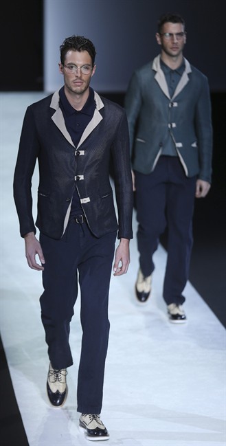 Armani brings back the jacket for next summer - image