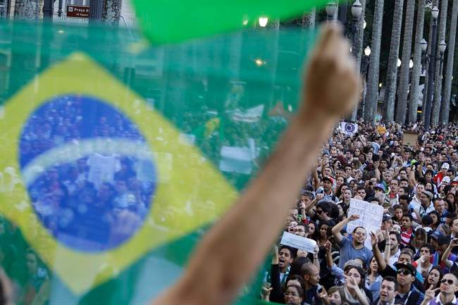 The historic wave of protests that has swept across Brazil in recent days has gained some important allies — the players of the Brazilian national football team.