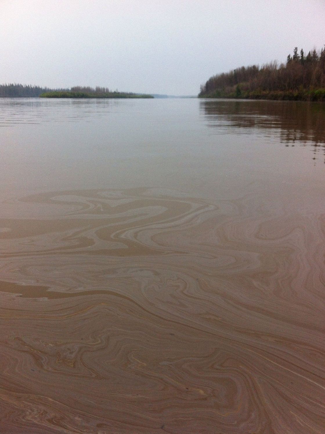 Saturday July, 6, members of the Athabasca Chipewyan First Nation reported a large oily sheen on the river, about 60 kilometres north of Fort McMurray.