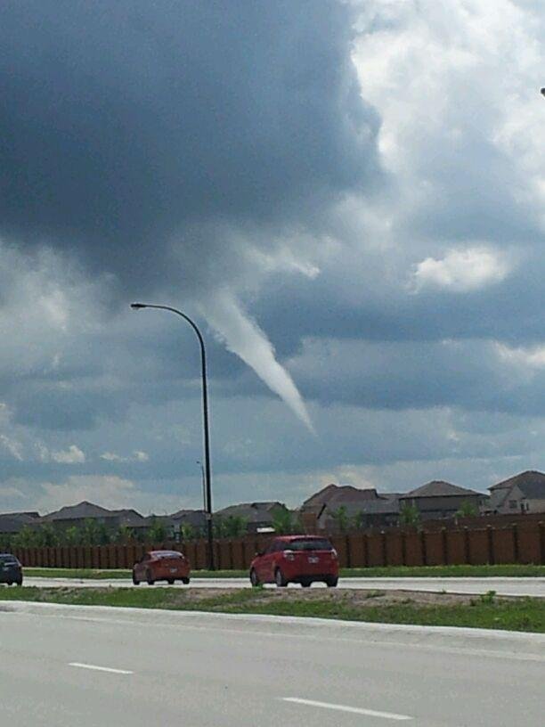 Funnel cloud spotted south of Winnipeg Winnipeg Globalnews.ca