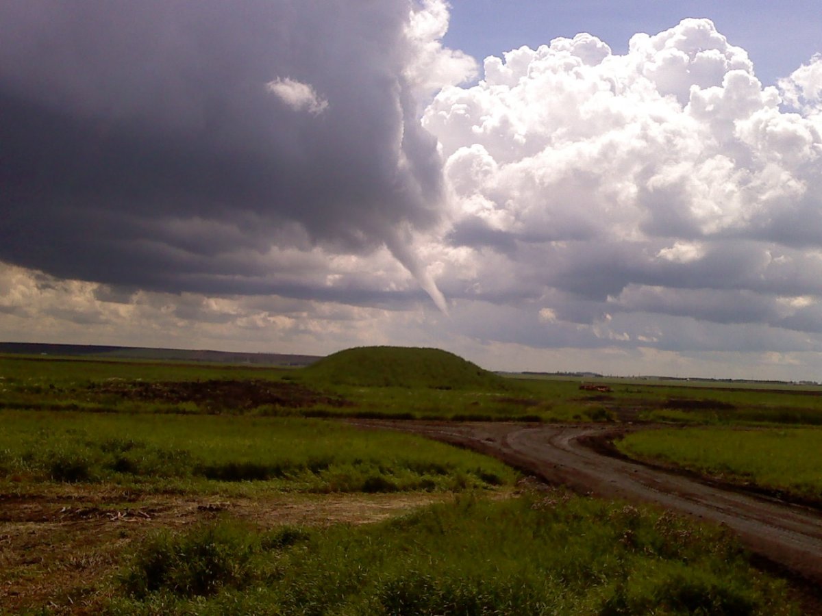 Funnel cloud spotted south of Winnipeg Winnipeg Globalnews.ca