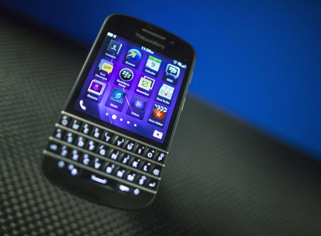 Smartphone maker BlackBerry (TSX:BB) says it has
received an order for 2,000 new keyboard smartphones from Hispanic
broadcaster Univision Communications.