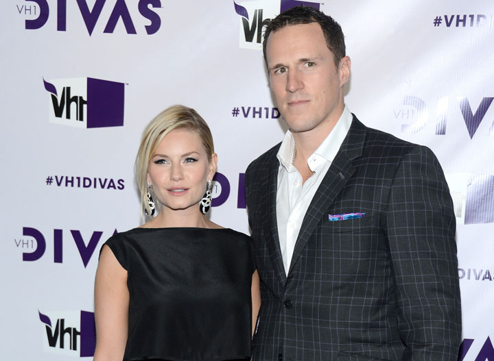 Does Dion Phaneuf have kids? All you need to know about his family with  Elisha Cuthbert