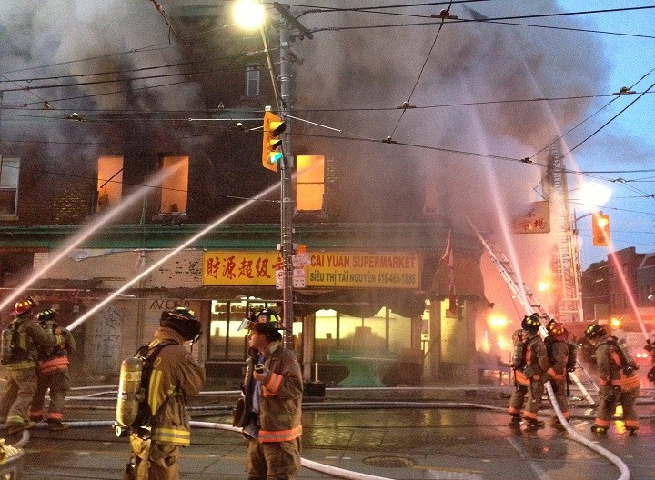 Fire destroys east Toronto building at Broadview and Gerrard - image