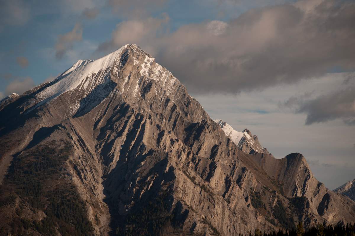 Mountainous landscape in Kananaskis Country.
