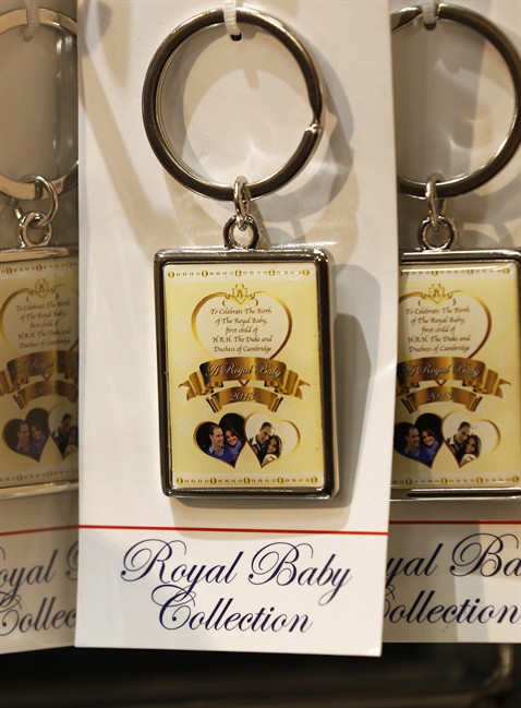 Royal baby: Name game poses a  challenge for British souvenir makers - image