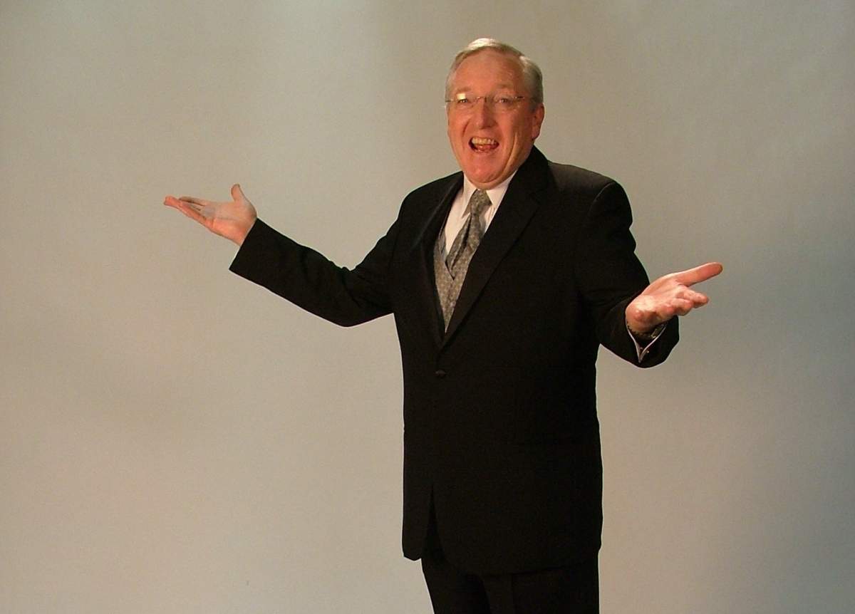 Mike Roberts retiring - image