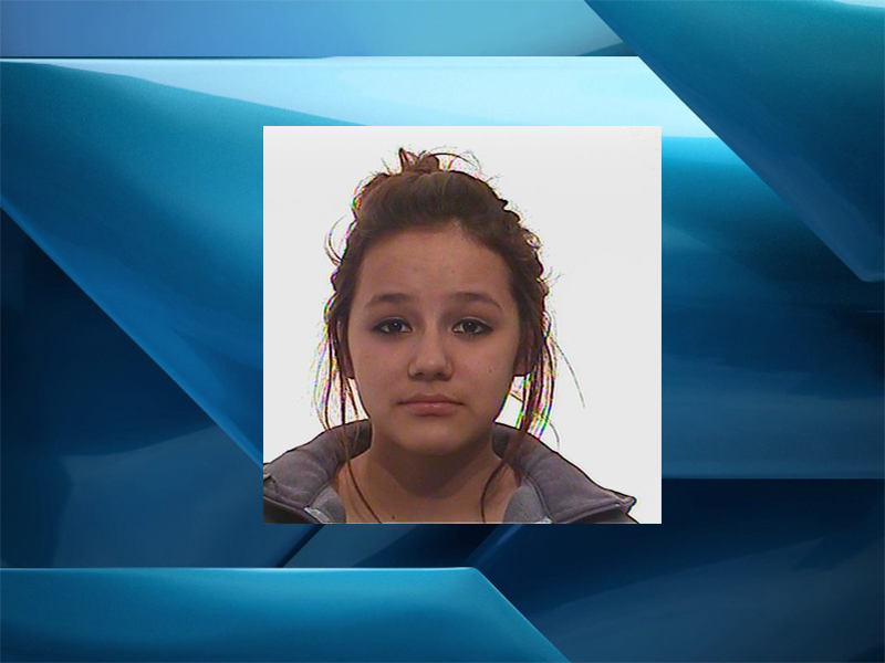 14-year-old Rachel Anne Cyr is described as Aboriginal, 5’8’ tall, 110 lbs, with a thin build, shoulder length brown hair and brown eyes.