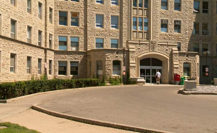 Royal University Hospital has bad week: power failure, computer problems, lab issues.
