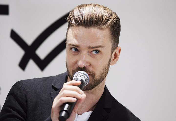 Justin Timberlake addresses fans at a Hudson's Bay store in Toronto on July 16.