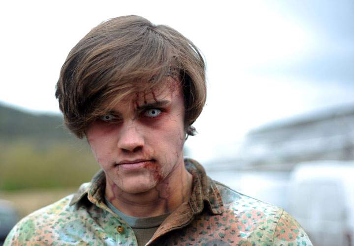 Tag! You're a zombie! Participants at the Boy Scouts of America's National Jamboree are turning each other into virtual creepy crawlies by the thousands this week.