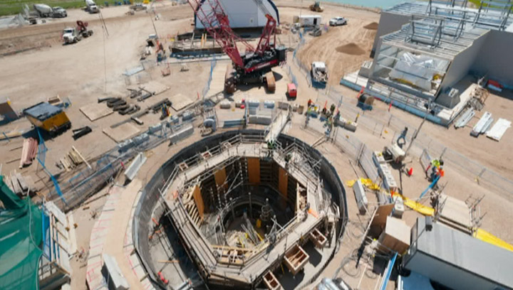 BHP Billiton forging ahead with Jansen as company commits another US$2.6 billion to finishing preparing the Saskatchewan potash project.