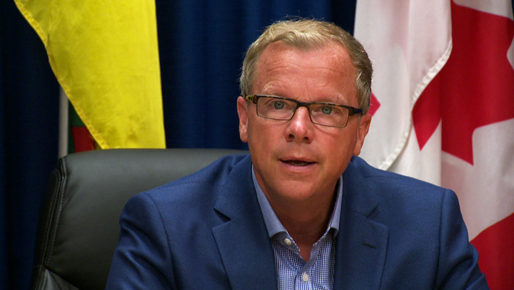 Saskatchewan Premier Brad Wall not happy with comments made by Ontario's energy minister on the TransCanada pipeline.