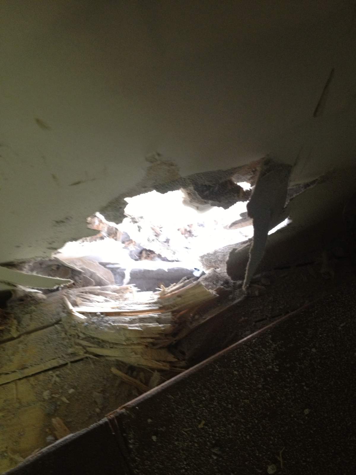 Damage caused by the IED.