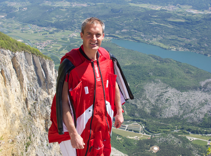 Mark Sutton during the final test training flights from Monte Brento on May 2012 in Italy.