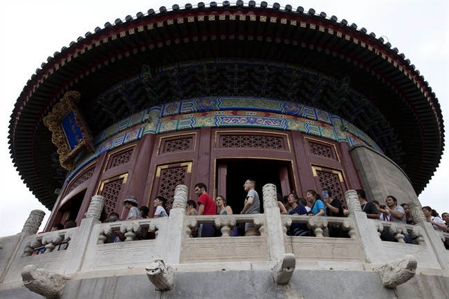 Tourism has sharply decreased in China this year with pollution being partly to blame.