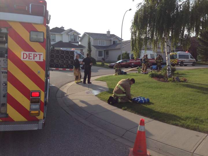 Fire crews battle two-alarm blaze in northwest community - Calgary ...