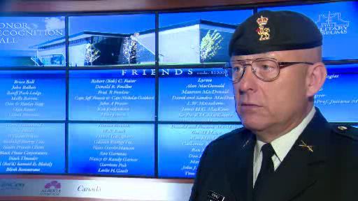 Commander of Alberta's army reservists steps down.