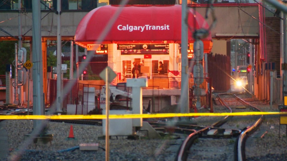 UPDATE: Police investigate after man hit by CTrain - Calgary ...