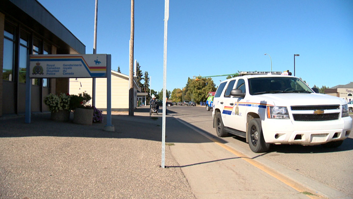 Attempted murder charged laid against teen after a 13-year-old girl stabbed in Warman, Sask.
