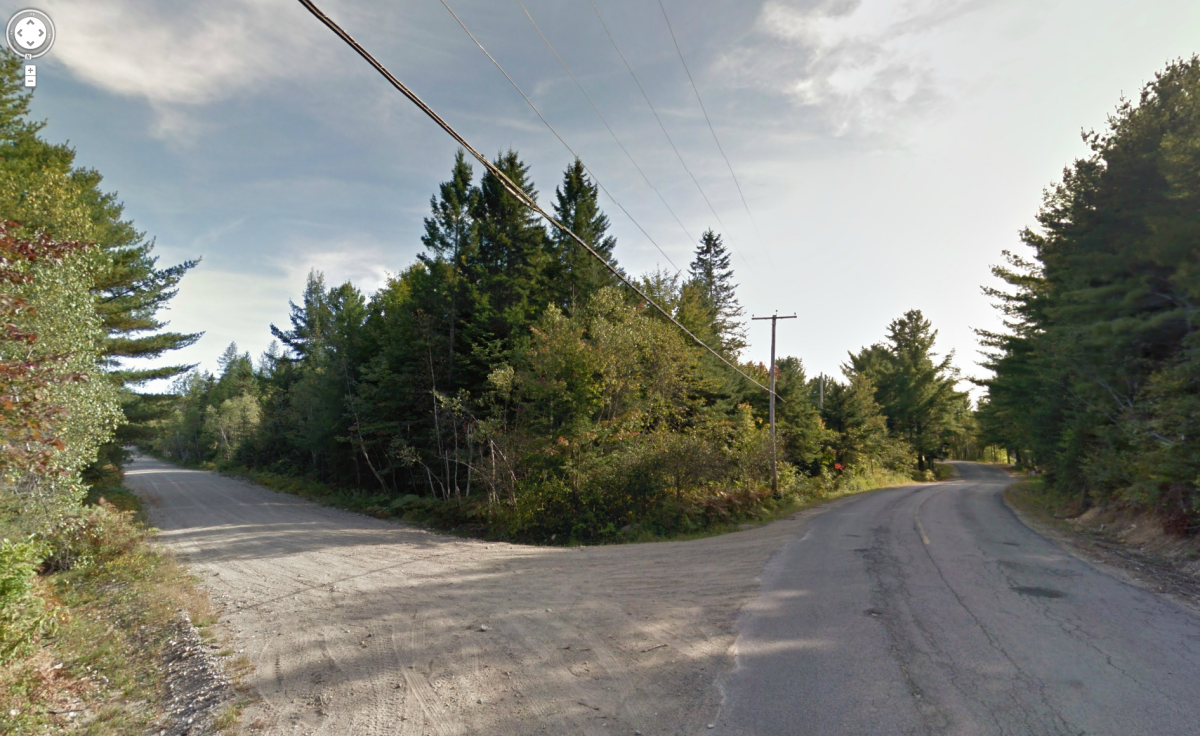 The intersection of Castor Ave. and Bissonette Rd. in Chertsey, Qc., where Sen. Patrick Brazeau owns a $10,800 vacant lot. Location is approximate.