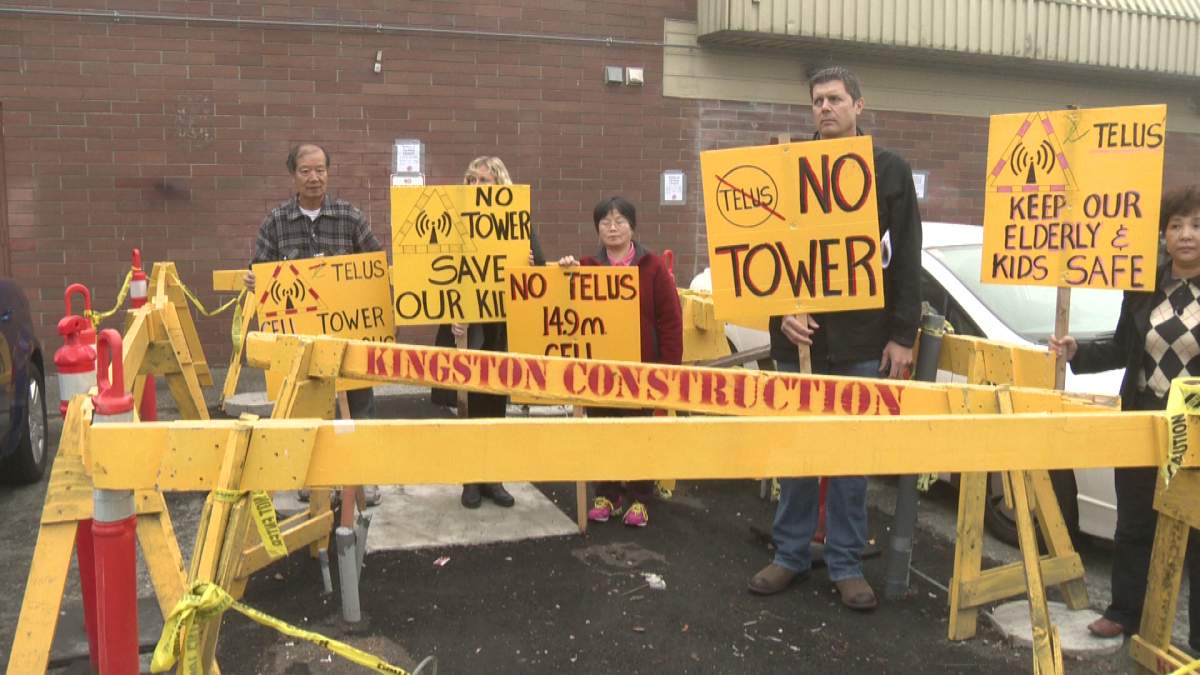 Telus to move ahead with building a cell phone tower at Oak and 49th - image