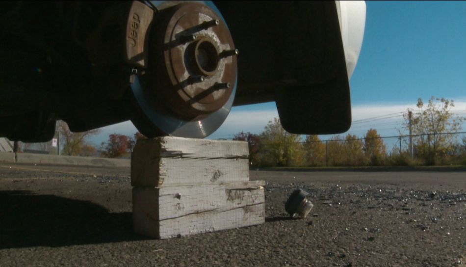 Vehicle outside Edmonton repair shop stripped of tires and rims