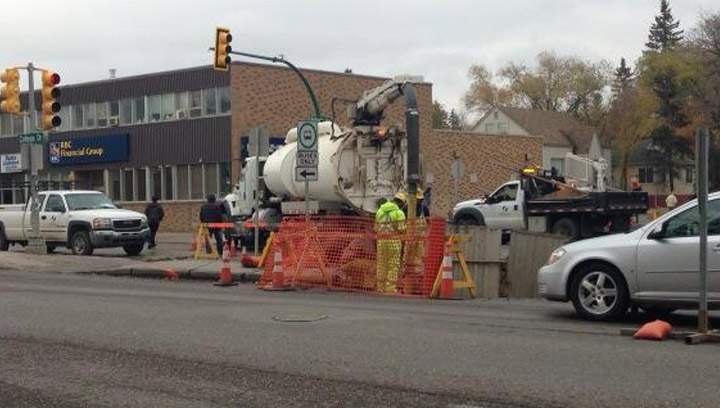 Water main break on College Drive closes University of Saskatchewan campus.
