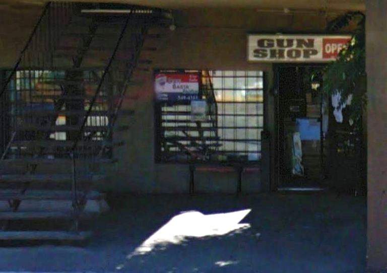Thieves ram Vernon gun shop - image