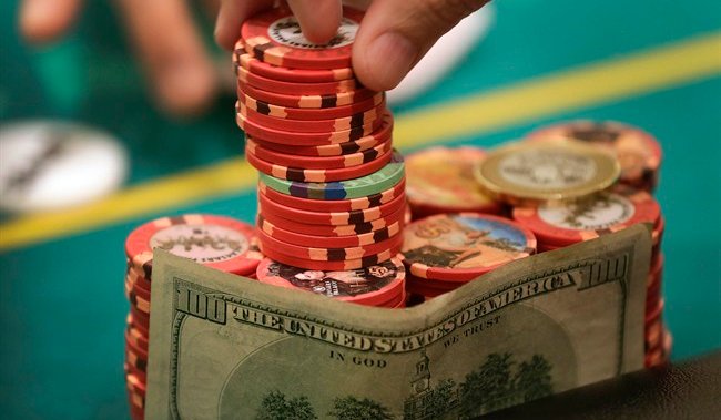 Could gambling help Manitoba address its deficit? Heads turn after MBLL mandate