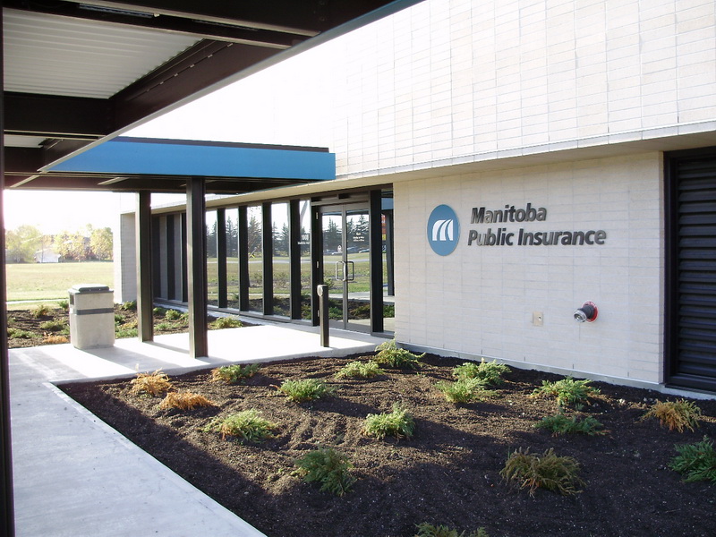 Манитоба Публична застраховка казва че поставя спирачките на Кубарии участващи